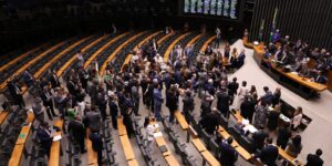 Congresso derruba veto de Lula e mantém PL da Dosimetria item-thumbnail