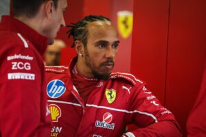 Gesto de Lewis Hamilton em Colapinto chama a atenção item-thumbnail