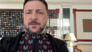 Zelenskyy aprova novas operações de longo alcance após reunião com os principais comandantes militares item-thumbnail