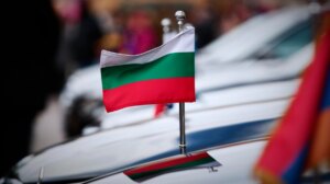 O primeiro-ministro da Bulgária acredita que a UE deveria liderar as negociações com a Rússia sobre a guerra na Ucrânia item-thumbnail