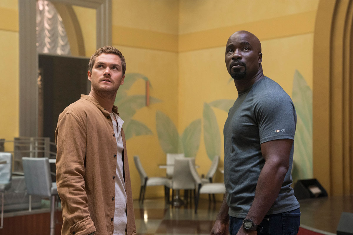 new-daredevil-set-pics-reveal-heroes-for-hire