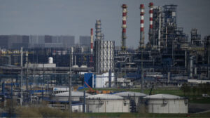 Rússia perde 20% da produção de diesel em dois meses devido a greves ucranianas – Reuters item-thumbnail