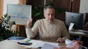O prefeito de Kherson, Kolykhaiev, supostamente adicionado às listas de troca de 1.000 por 1.000 prisioneiros de guerra item-thumbnail