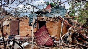 Dois feridos e grandes danos relatados enquanto as forças russas atacam o Oblast de Dnipropetrovsk mais de 40 vezes item-thumbnail
