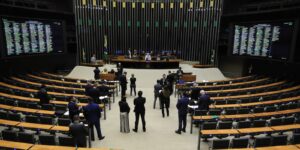 Minirreforma eleitoral limita e parcela multa a partidos políticos item-thumbnail