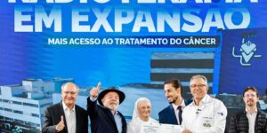 Lula entrega aparelhos de radioterapia em São Paulo item-thumbnail