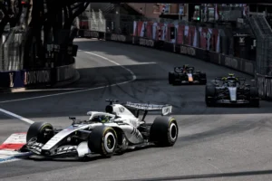 Penalidade de Perez custa ao Cadillac primeiro ponto na F1 item-thumbnail
