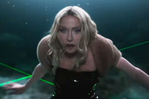 Madonna fala por que seu filme biográfico implodiu item-thumbnail