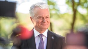 Presidente da Lituânia comenta ataque de drones a Moscou: “É uma virada de jogo nesta guerra” item-thumbnail