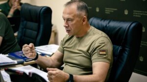 Comandante-chefe da Ucrânia relata sucessos de defesa aérea em junho item-thumbnail