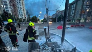 Número de feridos em Kyiv sobe para 12, outra criança fica ferida item-thumbnail