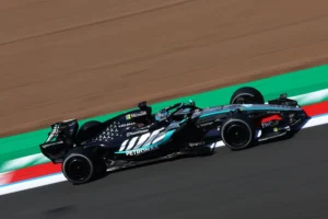 George Russell diz que foi “além da raiva e da frustração” nesta temporada, apesar do pódio em Silverstone item-thumbnail