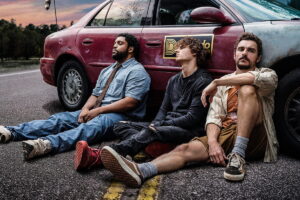 Trailer: Dave Franco, O’Shea Jackson Jr. em “Idiotas” item-thumbnail
