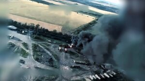 Caças Azov da Ucrânia mostram drones Hornet atingindo depósito de combustível russo no Oblast de Donetsk – fotos item-thumbnail