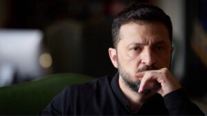 Zelenskyy: Rússia não se prepara para acabar com a guerra, planeja gastos de US$ 12 bilhões com drones item-thumbnail