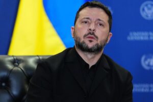 ‘Mundo ilusório’: analista explica como Zelensky se mantém no poder apesar da insatisfação popular item-thumbnail