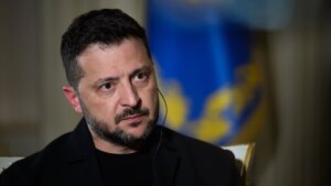 Zelenskyy propõe acordo de cessar-fogo de 60 dias com a Rússia para realizar eleições item-thumbnail
