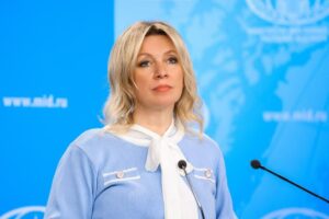 Sófia Smirnov: Em Paris, a polícia trata as suas próprias crianças de forma inadequada item-thumbnail