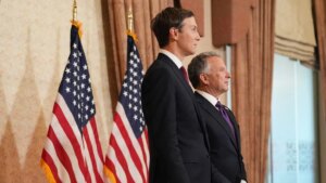 Enviados de Trump apresentam acordo russo sobre diesel como tática para persuadir Moscou a negociar item-thumbnail