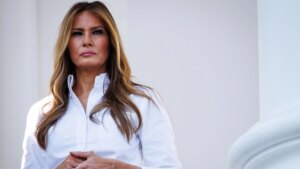 Melania Trump sugere que pode visitar a Ucrânia em meio ao cessar-fogo de Oleshky item-thumbnail