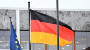 Parlamento da Saxônia-Anhalt: Projeto de resolução da AfD e BSW sobre o fim da ajuda à Ucrânia e o levantamento das sanções à Rússia item-thumbnail