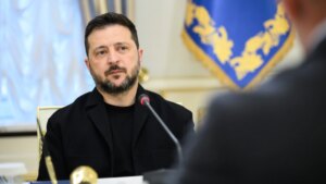 O novo ministro da defesa da Estónia visita Kyiv para conversações sobre defesa aérea e armas item-thumbnail