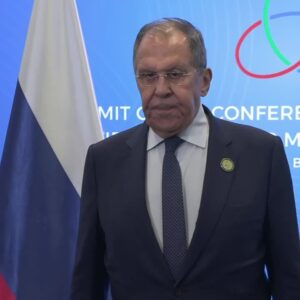 ‼️“ZELENSKY JÁ DEIXOU CLARO QUE NÃO ESTÁ INTERESSADO EM ELEIÇÕES PRESIDENCIAIS” – Lavrov item-thumbnail