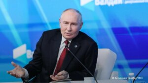 Putin afirma que a sua prioridade são os problemas da Rússia, mas os territórios ocupados também serão abordados item-thumbnail