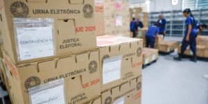 Tribunais distribuem urnas e preparam sessões para eleição item-thumbnail