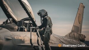 Piloto de caça ucraniano abate drone russo Geran – vídeo item-thumbnail